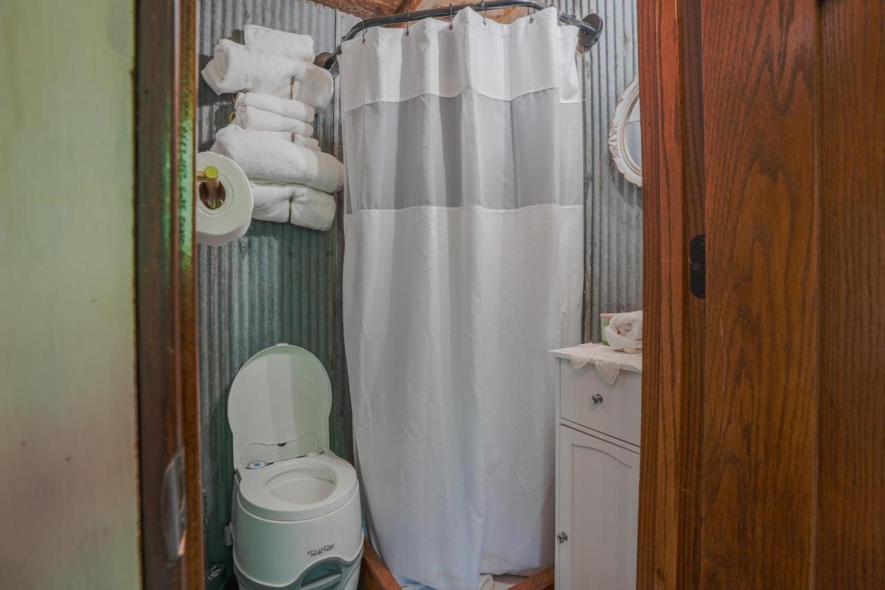 Vintage Wild West Tiny Hotel In The Woods! Pine City Esterno foto